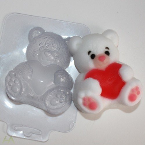 Мишка с сердцем  пластиковая форма для мыла